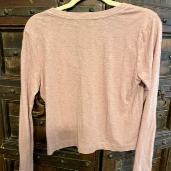 Z Supply T-Shirt Women's Small Cropped V-Neck Pocket Tee Long Sleeve - Picture 2 of 3